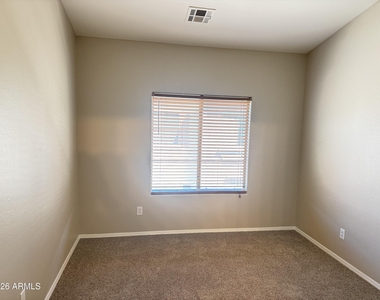 900 S 94th Street - Photo Thumbnail 6