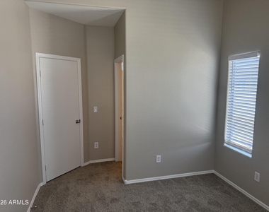 900 S 94th Street - Photo Thumbnail 3