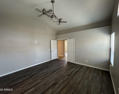 16435 S 43rd Street - Photo Thumbnail 13