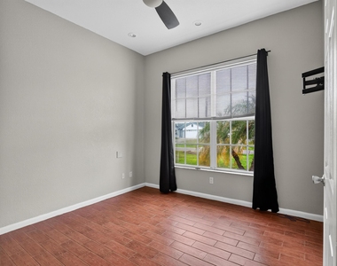 4059 Sw Kamsler Street - Photo Thumbnail 24