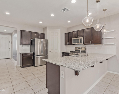 20419 E Rosa Road - Photo Thumbnail 12