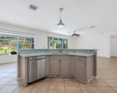 116 Bella Vista Way - Photo Thumbnail 11