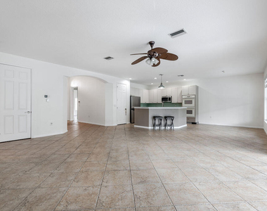 116 Bella Vista Way - Photo Thumbnail 5