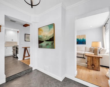 748 Ne 17th Way - Photo Thumbnail 11
