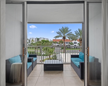 2860 S Ocean Boulevard - Photo Thumbnail 8