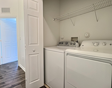 8833 S Isles Circle - Photo Thumbnail 14