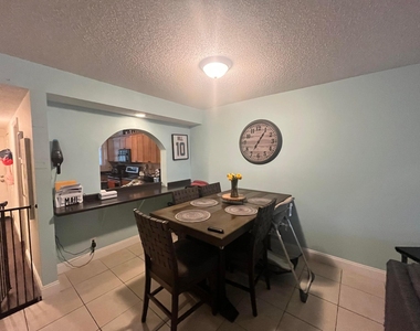 8441 Forest Hills Drive - Photo Thumbnail 2