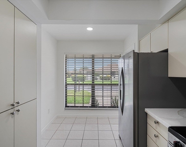 6510 Olivewood Circle - Photo Thumbnail 9