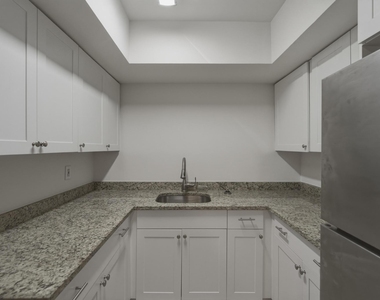 4529 Ne 21st Avenue - Photo Thumbnail 14