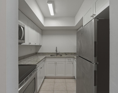 4529 Ne 21st Avenue - Photo Thumbnail 12