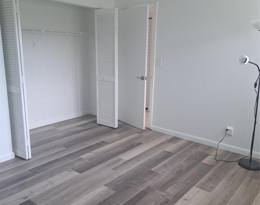 4164 Nw 90th Avenue - Photo Thumbnail 10
