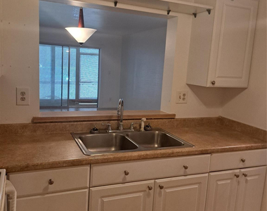 4164 Nw 90th Avenue - Photo Thumbnail 6