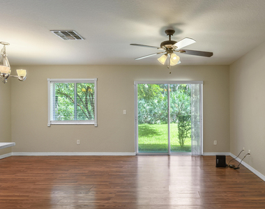 2205 Sw Marshfield Court - Photo Thumbnail 9