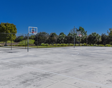 2205 Sw Marshfield Court - Photo Thumbnail 42