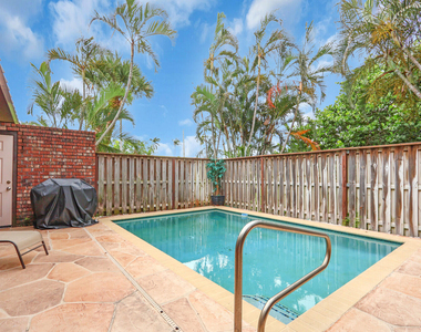 1420 Ocean Way - Photo Thumbnail 34