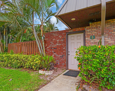 1420 Ocean Way - Photo Thumbnail 2