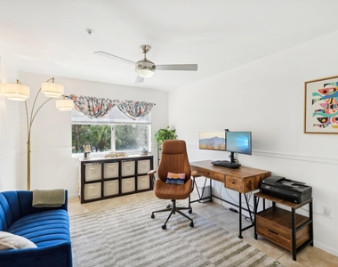 300 Scotia Drive - Photo Thumbnail 9