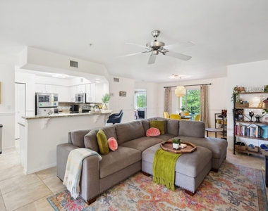 300 Scotia Drive - Photo Thumbnail 3