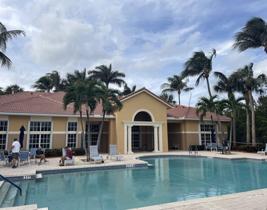 300 Scotia Drive - Photo Thumbnail 18
