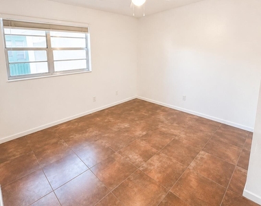 4147 Nw 90th Avenue - Photo Thumbnail 18