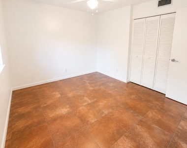 4147 Nw 90th Avenue - Photo Thumbnail 19