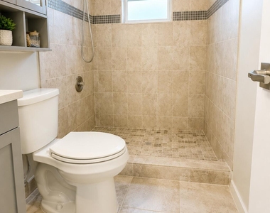 4147 Nw 90th Avenue - Photo Thumbnail 22