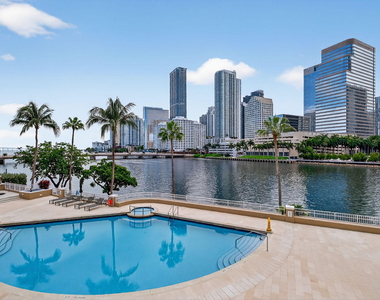 701 Brickell Key Boulevard - Photo Thumbnail 45