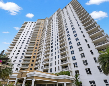 701 Brickell Key Boulevard - Photo Thumbnail 5