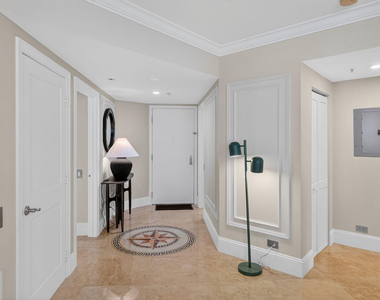 701 Brickell Key Boulevard - Photo Thumbnail 13