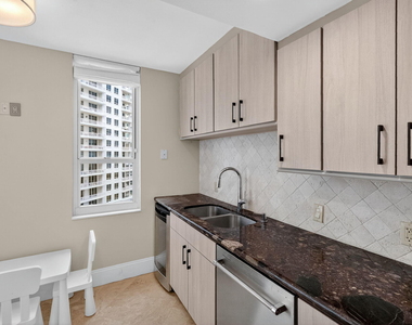 701 Brickell Key Boulevard - Photo Thumbnail 27