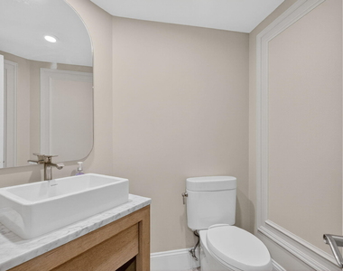 701 Brickell Key Boulevard - Photo Thumbnail 15