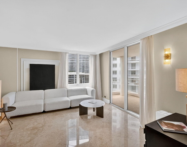 701 Brickell Key Boulevard - Photo Thumbnail 32