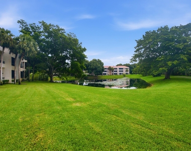 7508 La Paz Boulevard - Photo Thumbnail 23