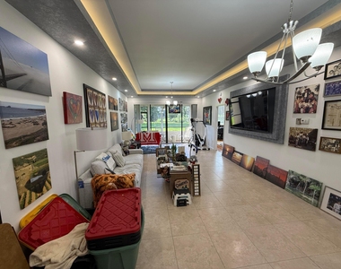 7508 La Paz Boulevard - Photo Thumbnail 3