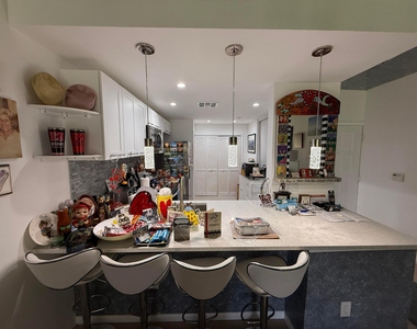 7508 La Paz Boulevard - Photo Thumbnail 2