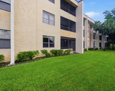 7508 La Paz Boulevard - Photo Thumbnail 22