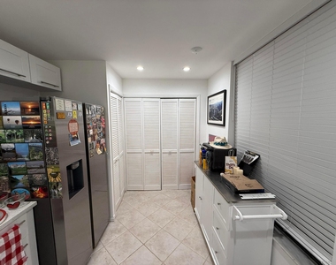 7508 La Paz Boulevard - Photo Thumbnail 1