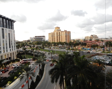 550 Okeechobee Boulevard - Photo Thumbnail 16