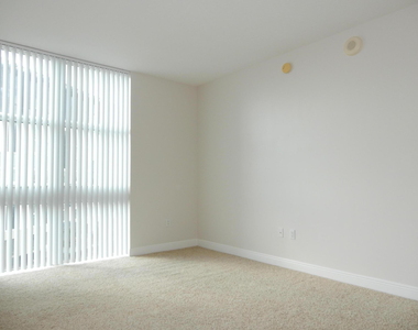 550 Okeechobee Boulevard - Photo Thumbnail 10