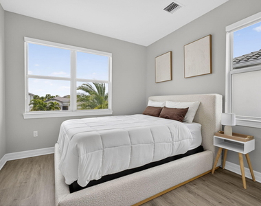 12534 Triumph Lane - Photo Thumbnail 28