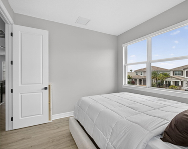 12534 Triumph Lane - Photo Thumbnail 29