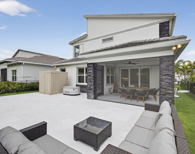12534 Triumph Lane - Photo Thumbnail 42