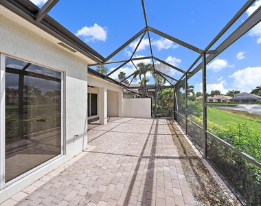 10918 Grande Boulevard - Photo Thumbnail 22