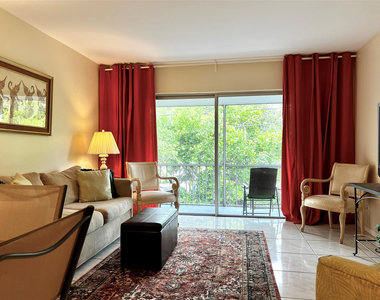 2271 Ne 68th Street - Photo Thumbnail 2