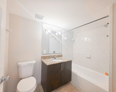 4785 Sw 62nd Avenue - Photo Thumbnail 8