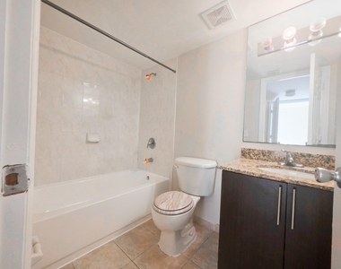 4785 Sw 62nd Avenue - Photo Thumbnail 6