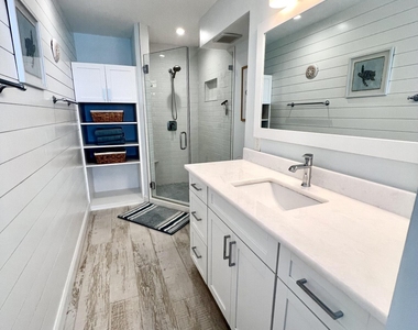 7410 S Ocean Drive - Photo Thumbnail 12