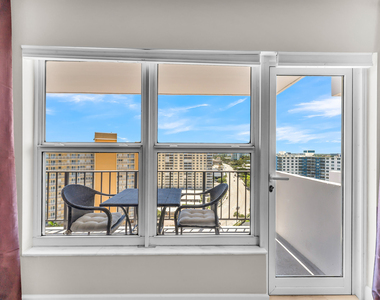405 N Ocean Boulevard - Photo Thumbnail 6