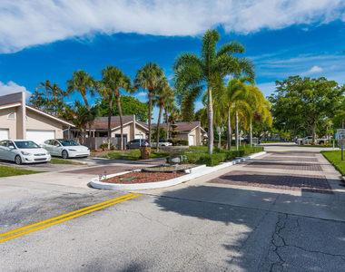 1013 Nw 53rd Street - Photo Thumbnail 52