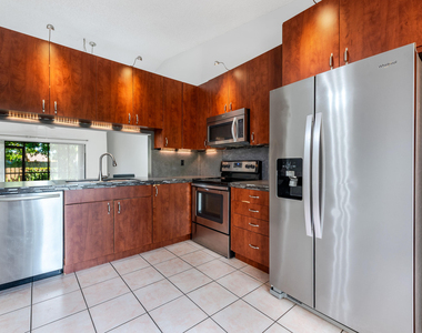 1013 Nw 53rd Street - Photo Thumbnail 13